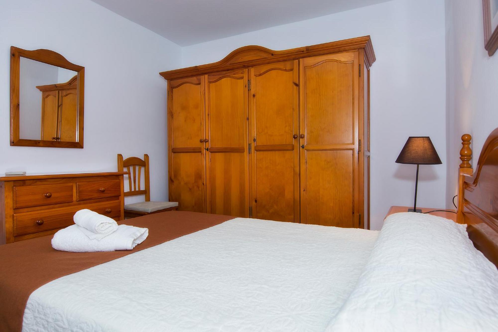 Apartamentos Sol Andaluz Карбонерас Екстериор снимка